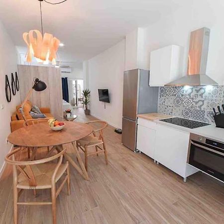 Studio Chic Avec Terrasse, Lumineux Et Calme 1 Valencia Ngoại thất bức ảnh