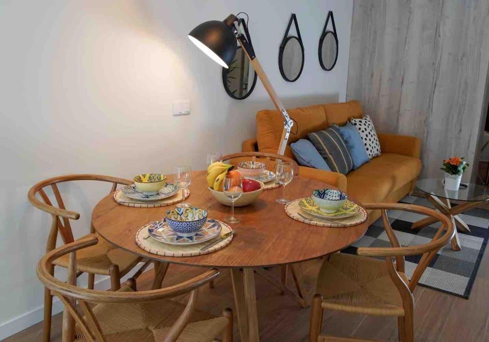 Studio Chic Avec Terrasse, Lumineux Et Calme 1 Valencia Ngoại thất bức ảnh